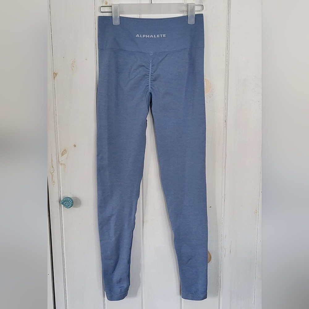 Alphalete Washed Denim Scrunch Yoga Gym Athletic Leggings